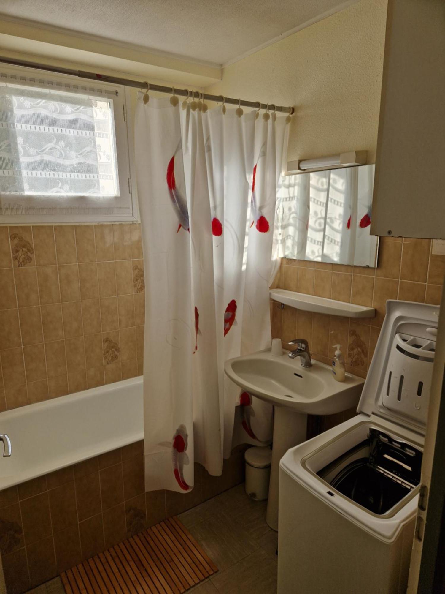 Appartement Amelie Les Bains Au Pied Des Thermes Bagian luar foto