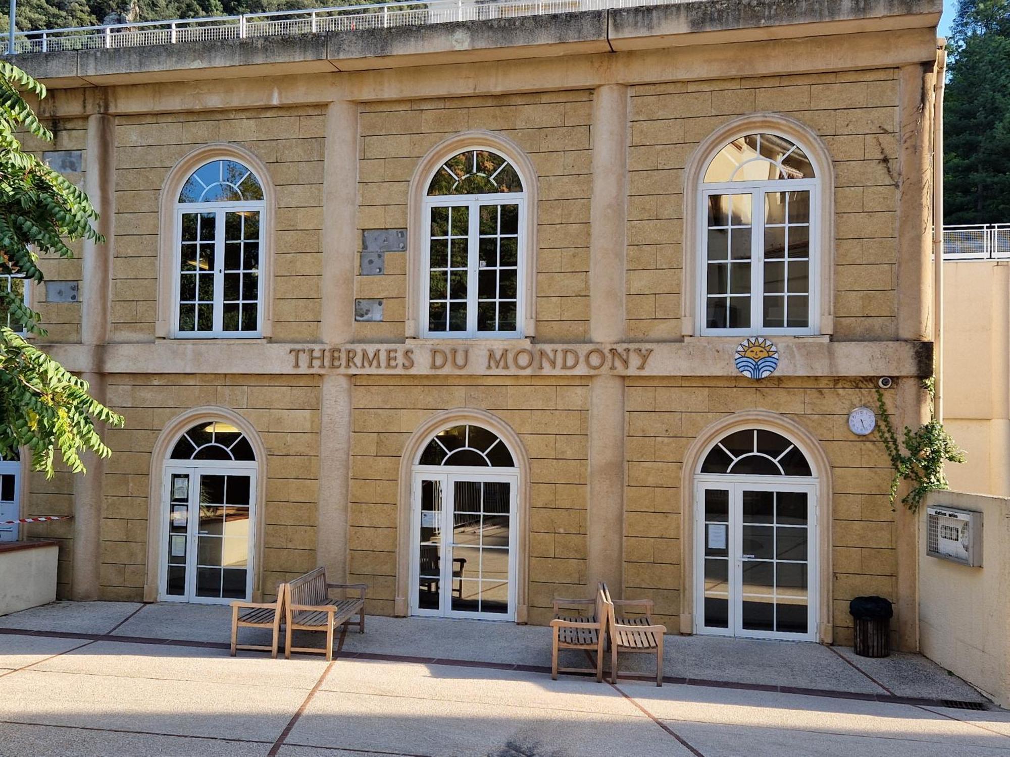 Appartement Amelie Les Bains Au Pied Des Thermes Bagian luar foto
